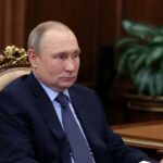 Putin Apologizes to Merkel for 2007 Dog Incident