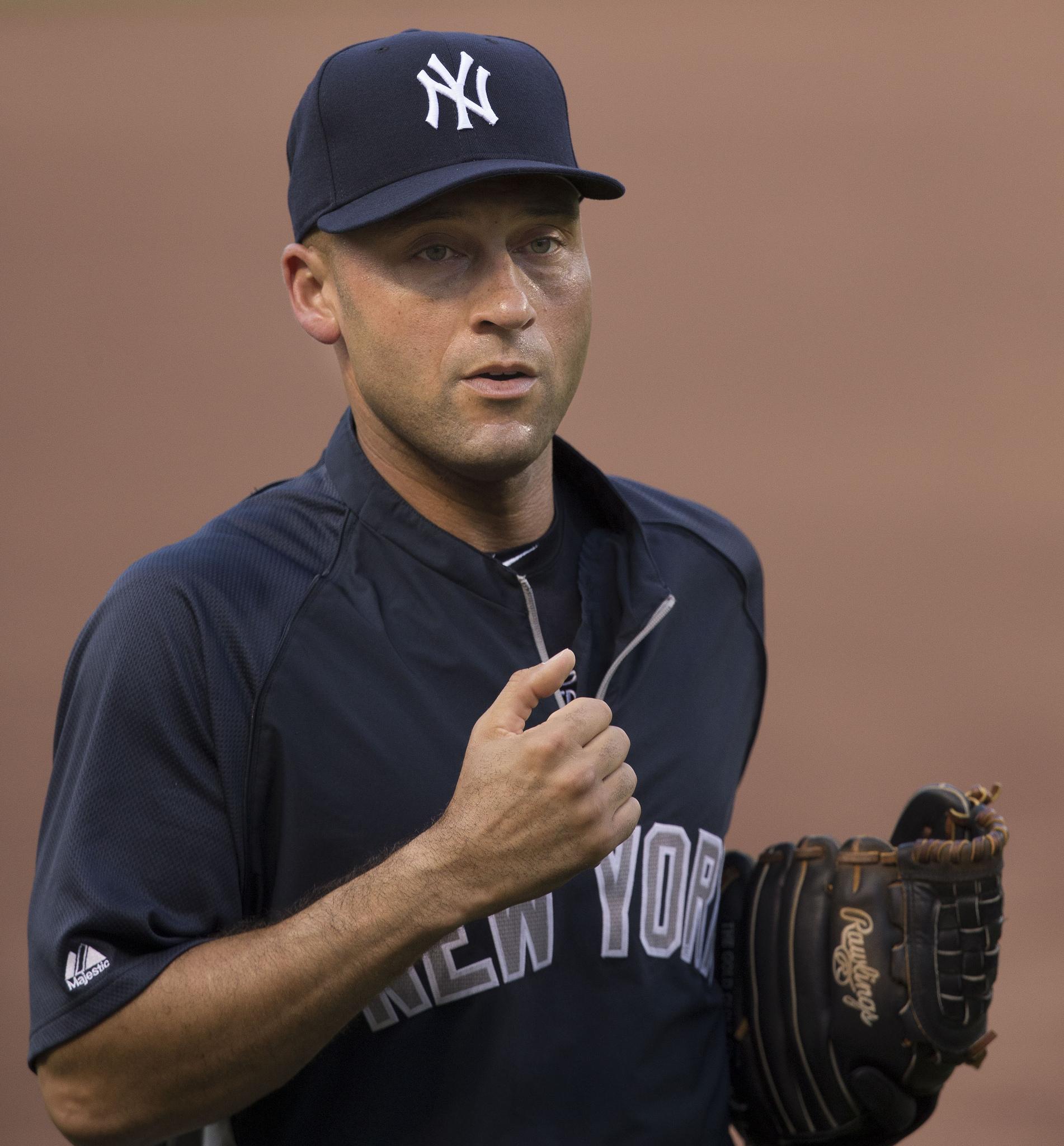 Luis Sojo: Derek Jeter is the Only Player I Respect