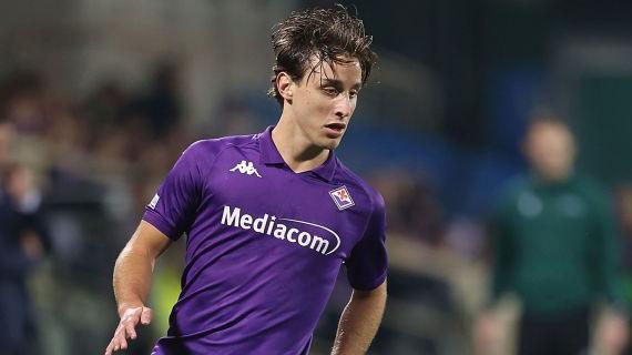 Fiorentina Player Collapses During Match