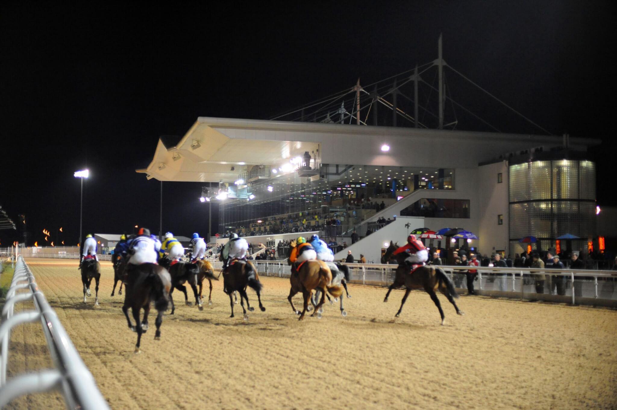 Dundalk Races: 18:30 Handicap & Gift Voucher Offer