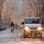 Tokyo Shivers as Temperatures Plunge to Season’s Lowest