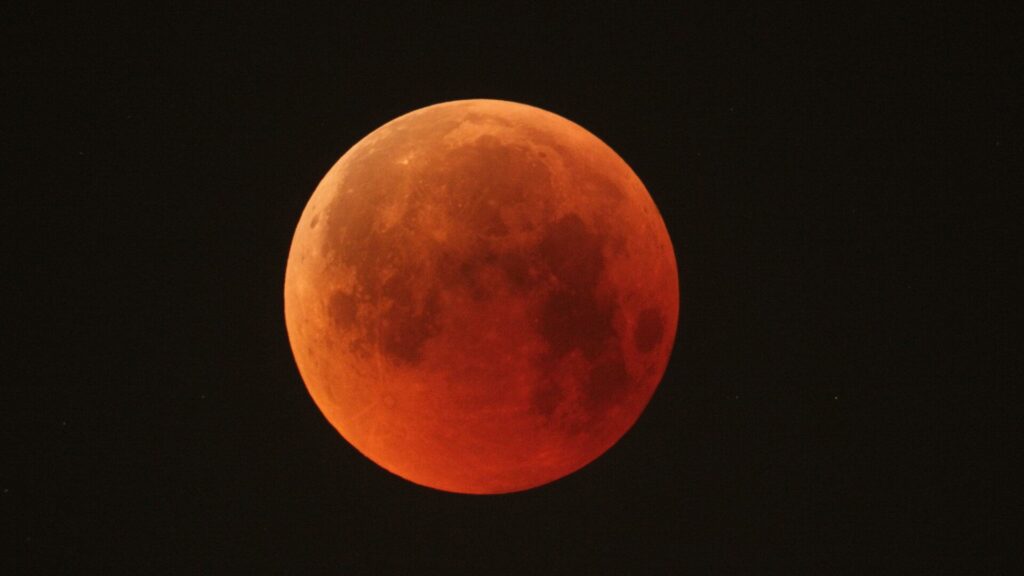 2025 Total Lunar Eclipse Rare Astronomical Phenomenon Visible in Rhode